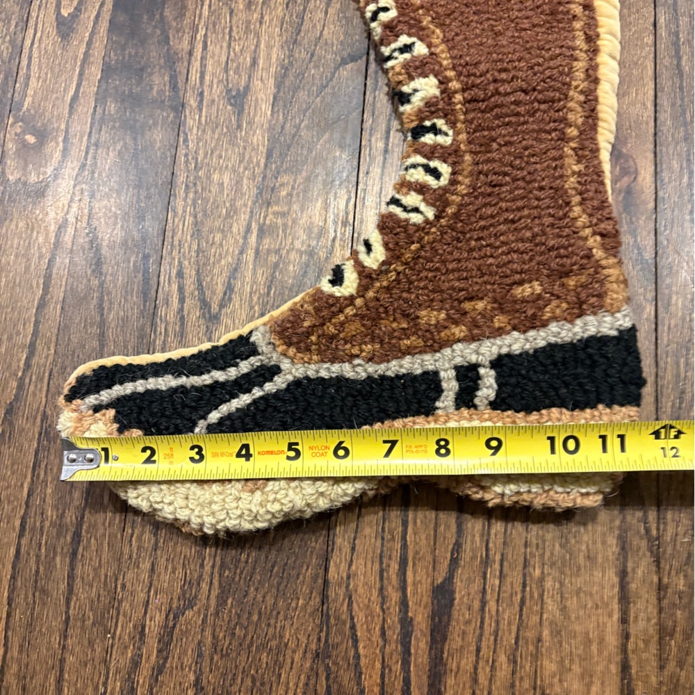 Hooked Wool Hunting Boot Stocking - Picture 5 of 7